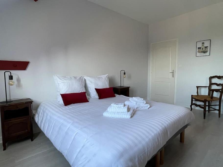 Saint-Come-du-Mont Gite Omaha 3 Etoiles - La Ferme Delaunay מראה חיצוני תמונה